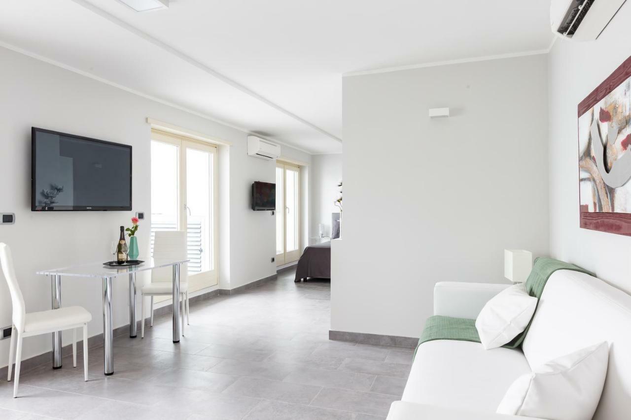 Penthouse 40 In Trastevere With Seasonally Jacuzzi Ρώμη Εξωτερικό φωτογραφία